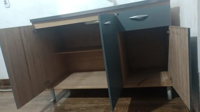 Vendo armário de pia 