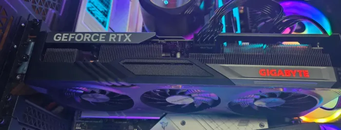 Rtx 4060 TI 16 gb rara