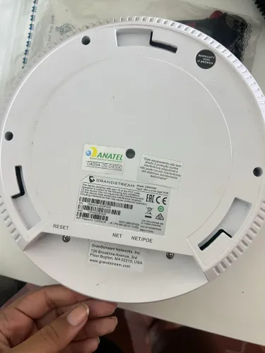 Ponto de acesso Wi-Fi Grandstream GWN7630 - Wi-Fi Dual Band Profissional