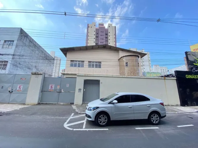 Murano Imobiliária Aluga Casa Duplex Comercial na Praia da Costa | Vila Velha/ES
