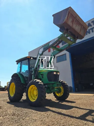 cod. 1439 TRATOR JOHN DEERE 5078E ANO 2019 COM CONJUNTO DE CONCHA TATU - Tk Tratores Nova 