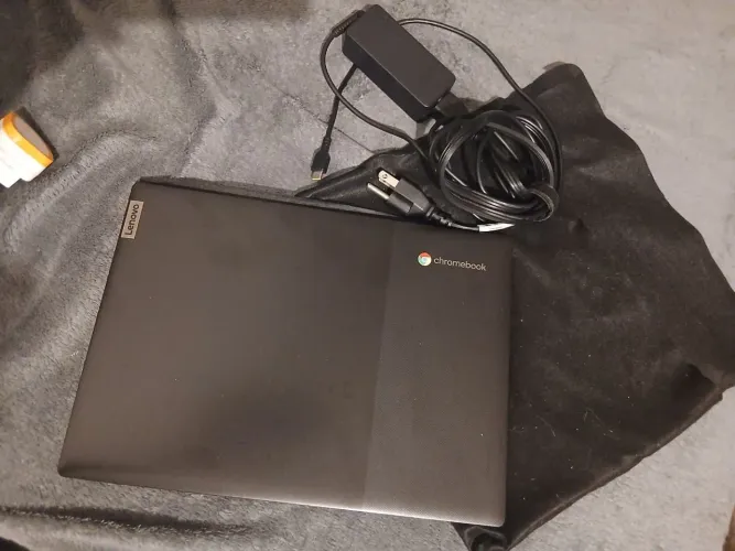 Notebook lenovo, ideaped 3 chromebook - Novo!!
