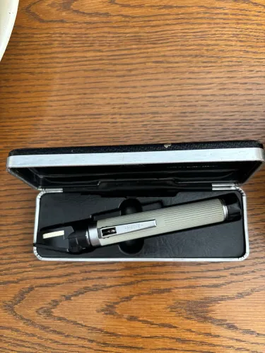 Oftalmoscópio Heine mini