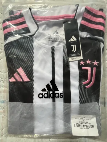 Camiseta Juventus I 25/26 - Tam. (G/M)