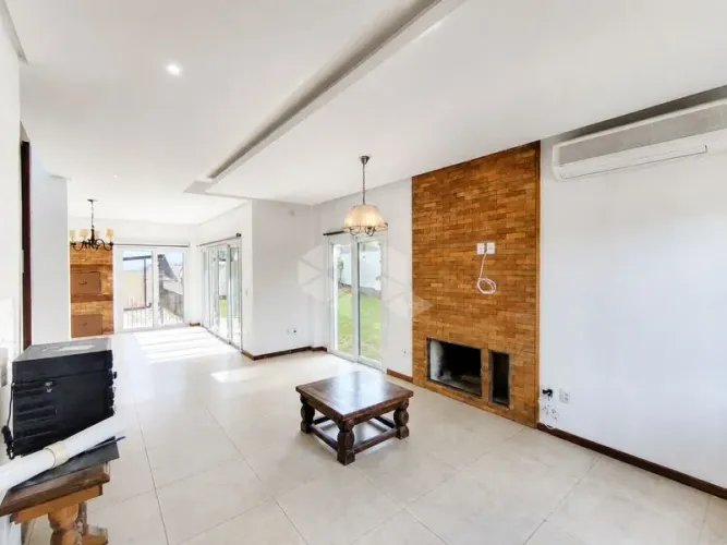 Casa em Condomínio 175M² - para Alugar