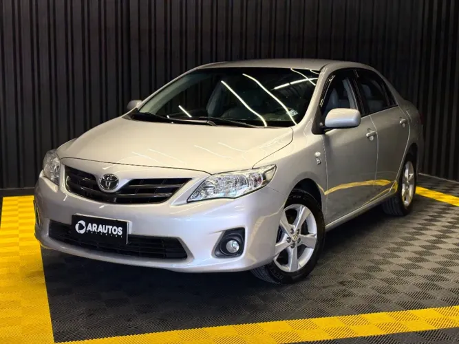 Toyota Corolla GLI 1.8 Flex 16V Aut. 2014