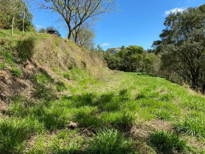 VENDA! TERRENO CONDOMÍNIO QUEBEC VILLE SAO ROQUE-SP.