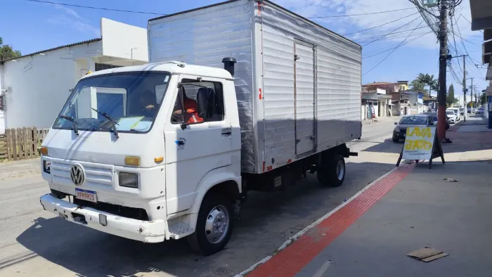 Vendo caminhão vw7.90