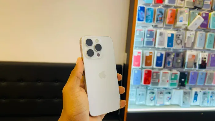 IPHONE 15 PRO 256GB Bat 85% TODO ORIGINAL 3 MESES DE GARANTIA PELA LOJA