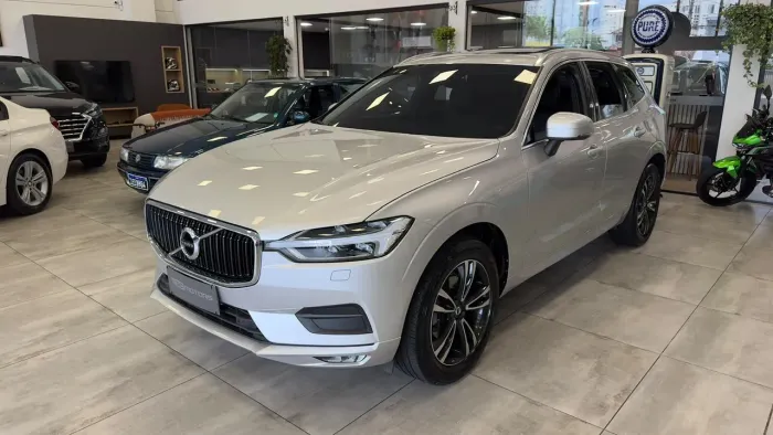 Volvo XC 60 T-5 Momentum 2.0 254cv AWD 5P 2019