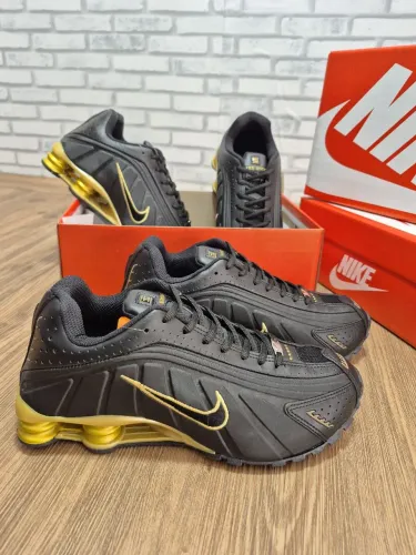 Tênis Nike Shox R4 numeração 38 ao 43