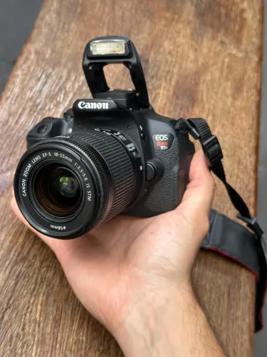 Câmera Cânon T5i + Lente 18-55