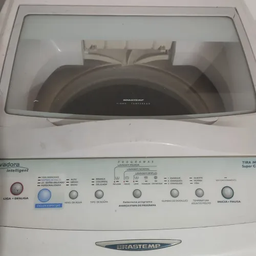 MÁQUINA DE LAVAR ROUPAS BRASTEMP