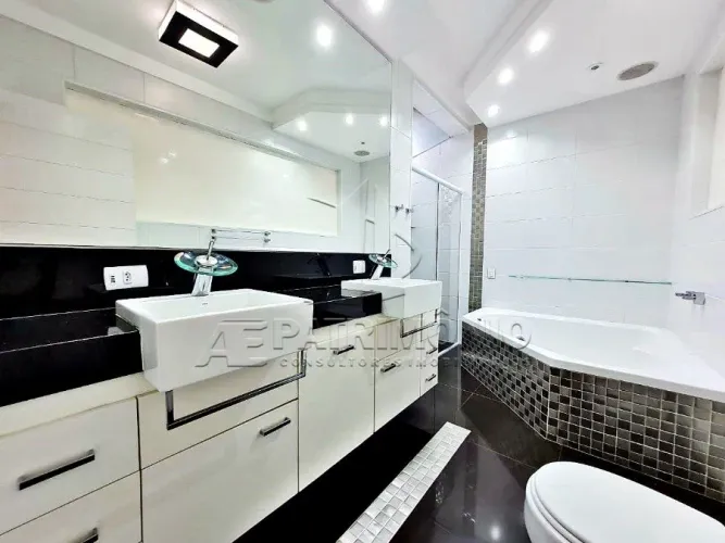 CASA RESIDENCIAL OU COMERCIAL COM 3 SUÍTES ZONA SUL