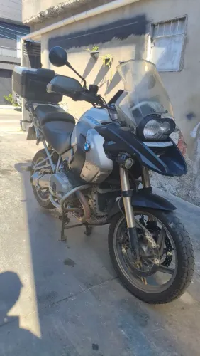 MOTO BMW R1200 GS COM BAÚS ORIGINAIS