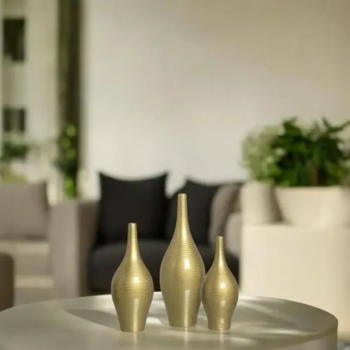 Trio de Vasos Dourados para Decoração de Sala Styllo Ventura / aceitamos cartão