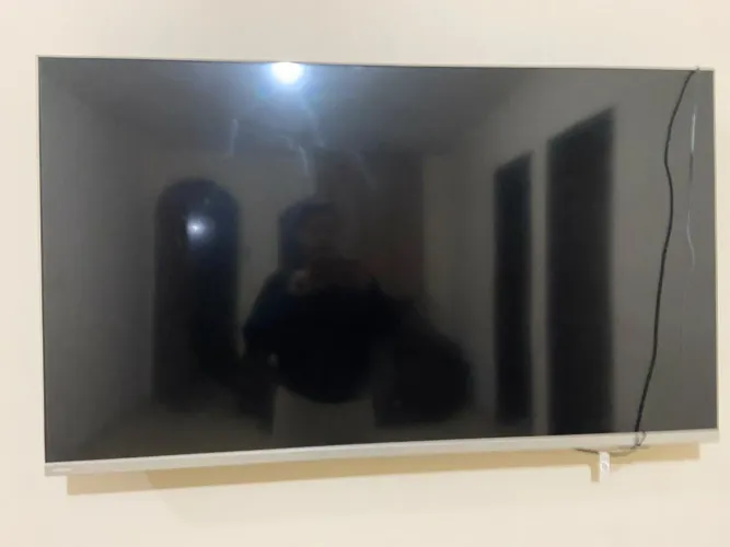 Smart TV 50 Philips 4K (50PUG6654/78) - conserto ou peças (som ok, LED apagando)