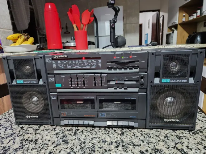 Micro System Boombox Gradiente CS-5 Duble Cassette ( Desapego)