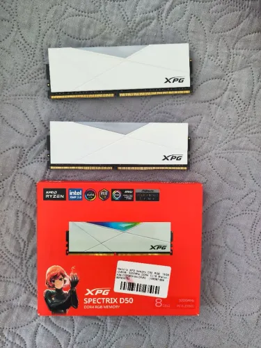 Memória RAM XPG Spectrix D50 RGB, 16GB (2x8GB), 3200MHz,