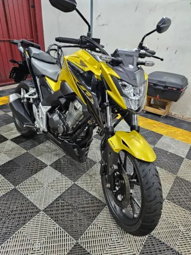 Honda CB300F Twister 2023