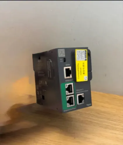 Controlador Lógico M251
