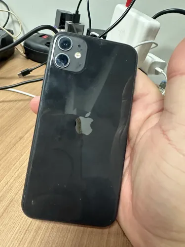 iPhone 11