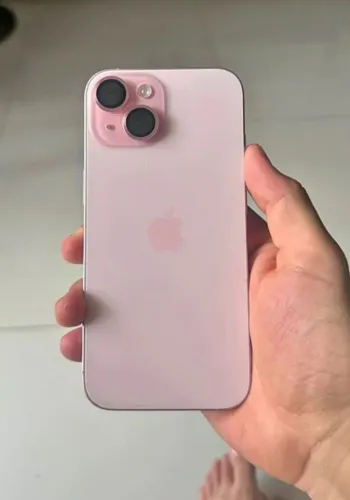 iPhone 15 com 4 meses de Uso