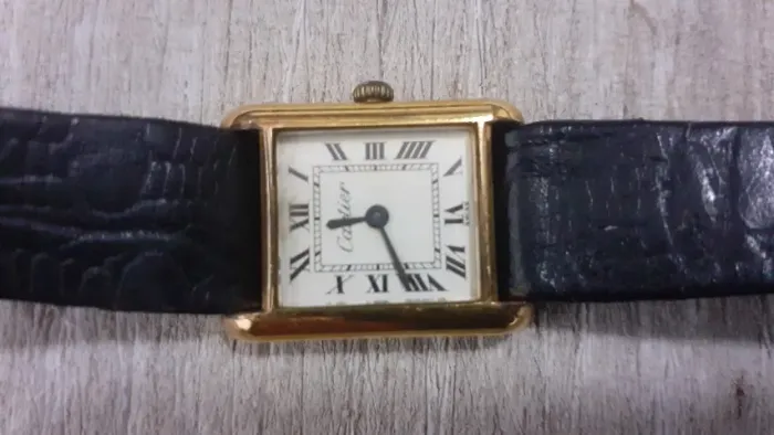 Relógio Cartier Tank -Caixa 18k Electroplated Swiss
