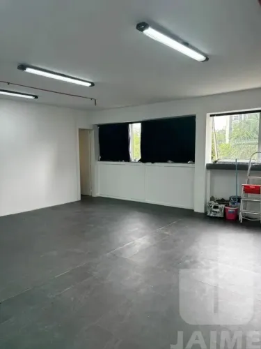 Salas Comerciais conjugadas com 2 salas, 4 banheiros, copa e 2 vagas - Vila Buarque
