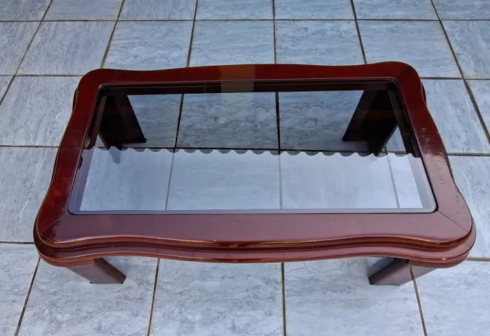 Mesa de centro de mogno