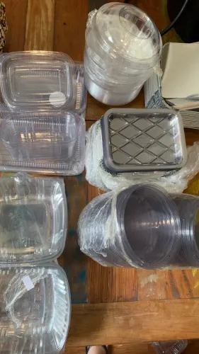 Kit de embalagens e marmitas descartáveis