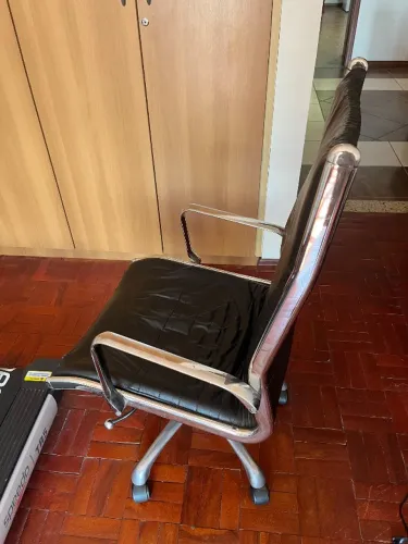 Cadeira Giratória super Elegante