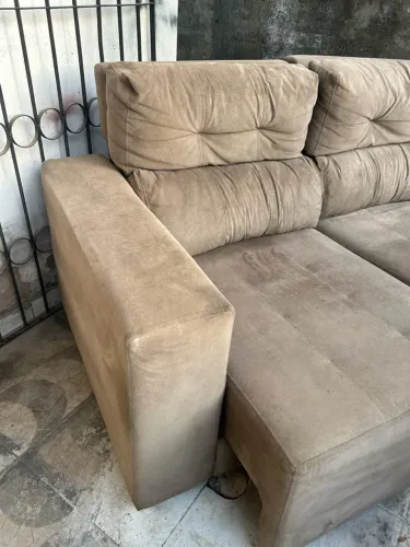 Sofá cama retrátil , 2 lugares .