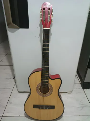 Violão semi novo