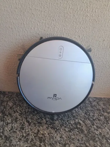 Robô aspirador panda
