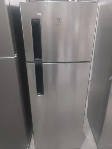 Geladeira Electrolux Frost Free nova