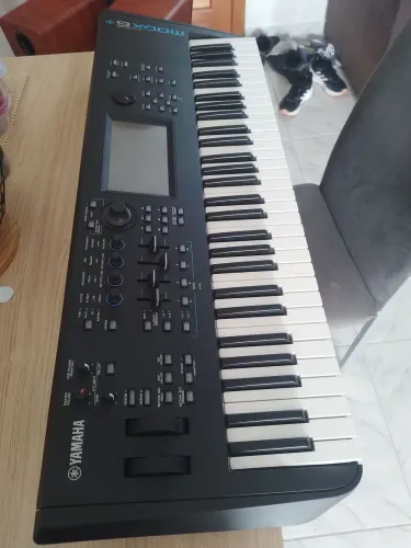 Yamaha MODX6 Plus