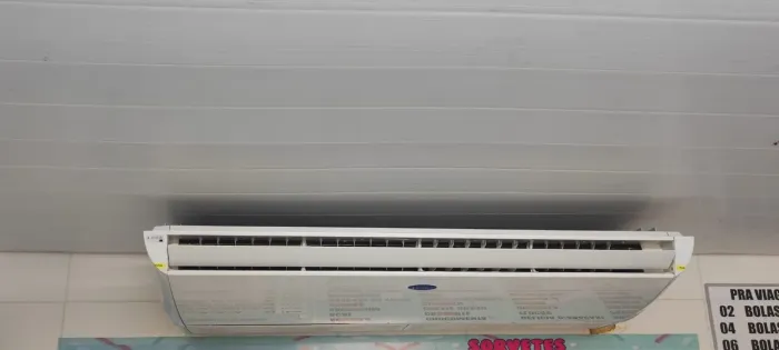 Vende-se ar-condicionado