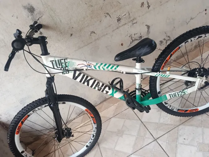(Viking tuff 25 verde água usada ano comprado 2026)