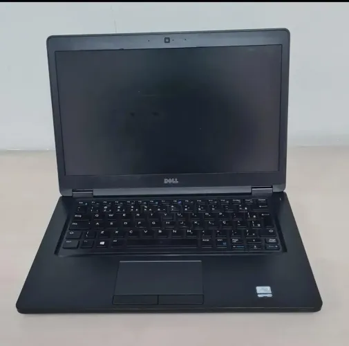 Notebook Dell i5, leve rápido, compacto, bateria boa