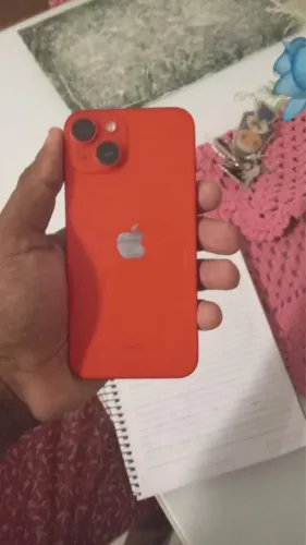 Vendo iPhone 14 vermelho