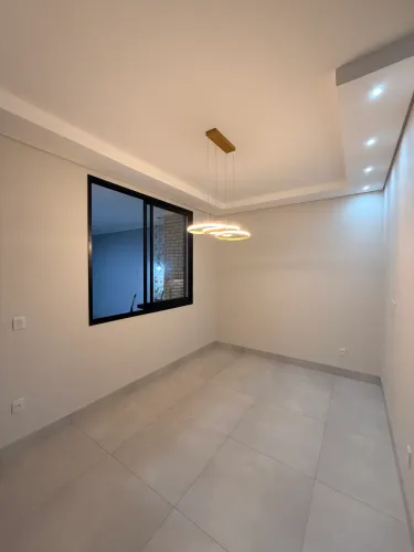 VENDO CASA NOVA SANTA MÔNICA 