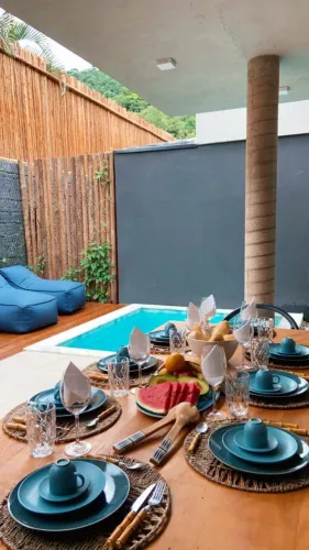 Casa à Venda em Maresias dentro de Condomínio Fechado no Canto do Moreira.