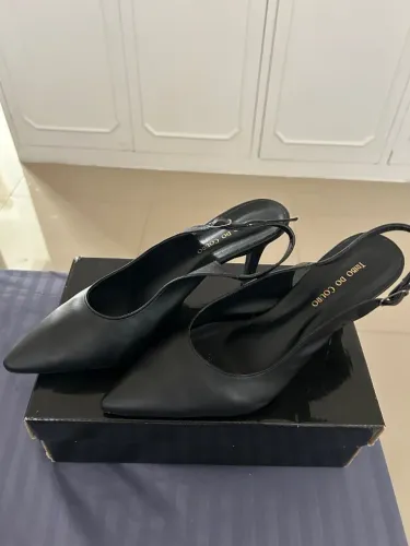 Scarpin de couro preto
