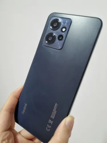 Celular Redmi Note 12 em ótimo estado