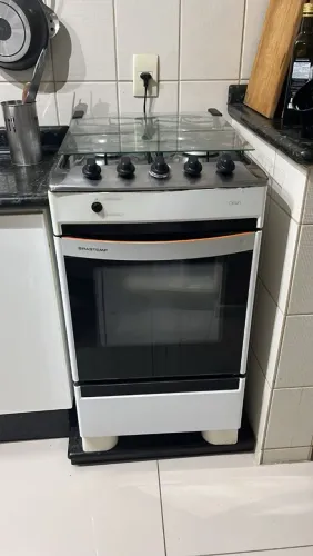 Fogão Brastemp Clean 4 Bocas com Tampa de Vidro