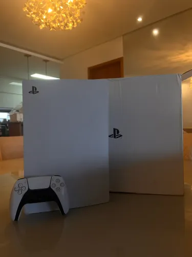 Playstation 5 PS5 Com Leitor de Disco 825GB + Nota Fiscal + Caixa Original