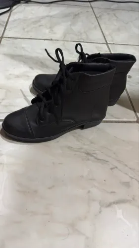 Botas