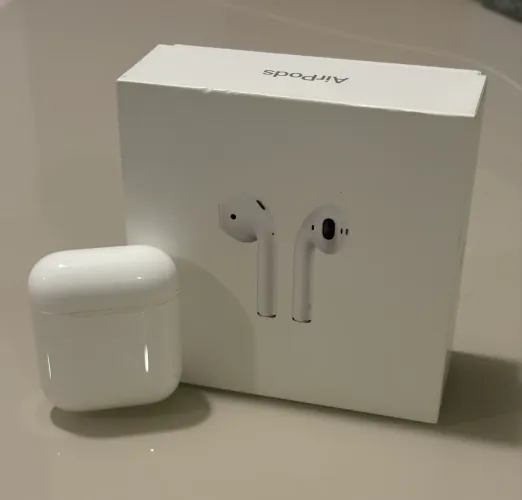 Apple AirPods