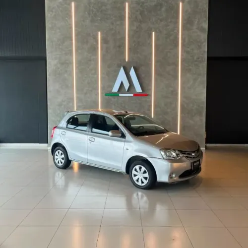 Toyota Etios XS 1.3 Flex 16V 5P Mec. 2013